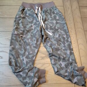 FIGS Gray Technical Collection  Scrub Pants Joggers